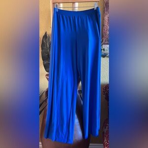 Brand Susan Graver elastic trouser in blue, size Large.